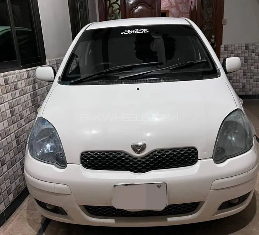Toyota Vitz 2003 for Sale in Peshawar Image-1