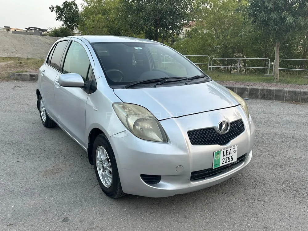 Toyota Vitz 2006 for Sale in Islamabad Image-1