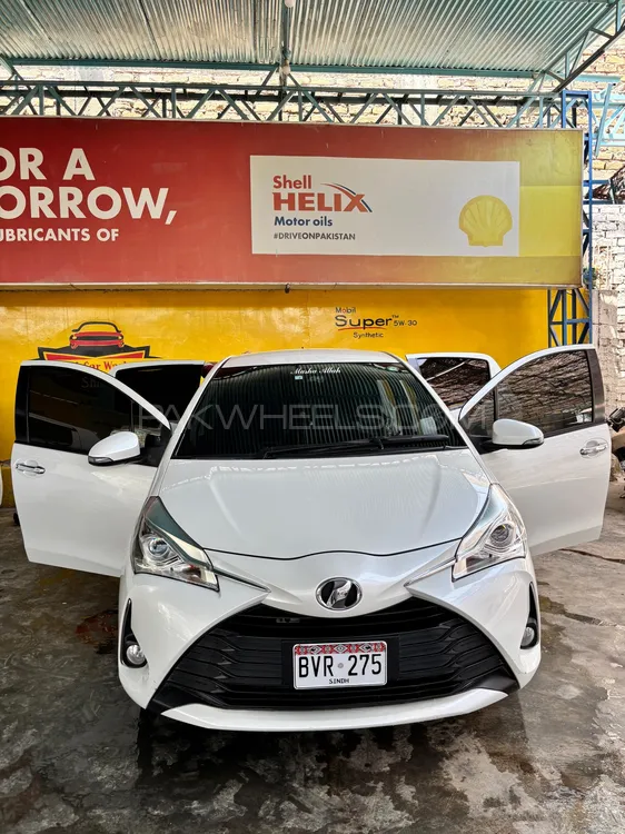 Toyota Vitz 2019 for Sale in Karachi Image-1