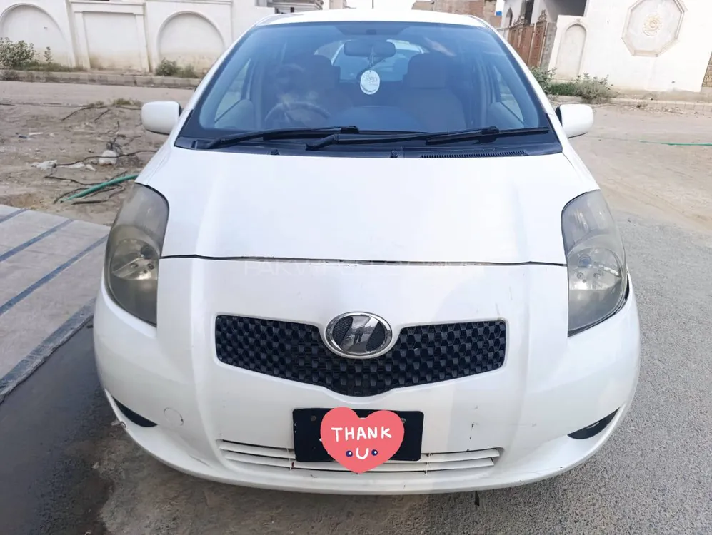 Toyota Vitz 2007 for Sale in D.G.Khan Image-1