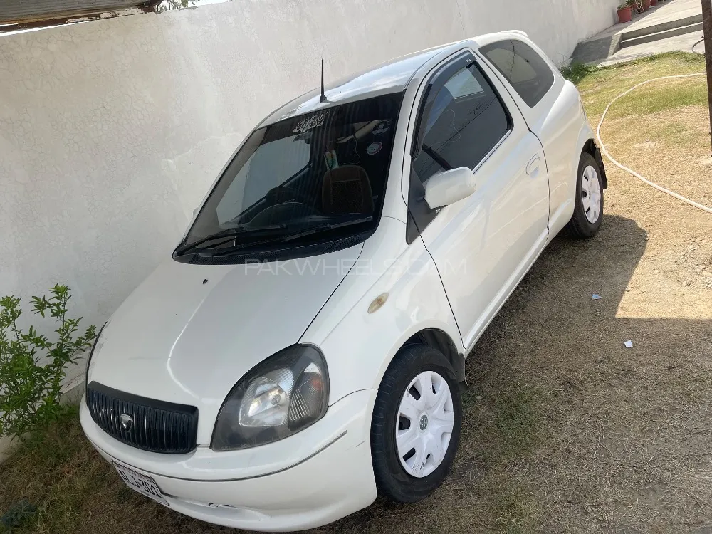 Toyota Vitz 1999 for Sale in Tarbela Image-1