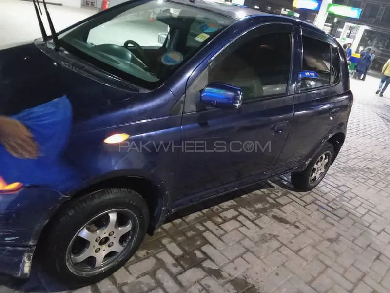 Toyota Vitz 1999 for Sale in Multan Image-1