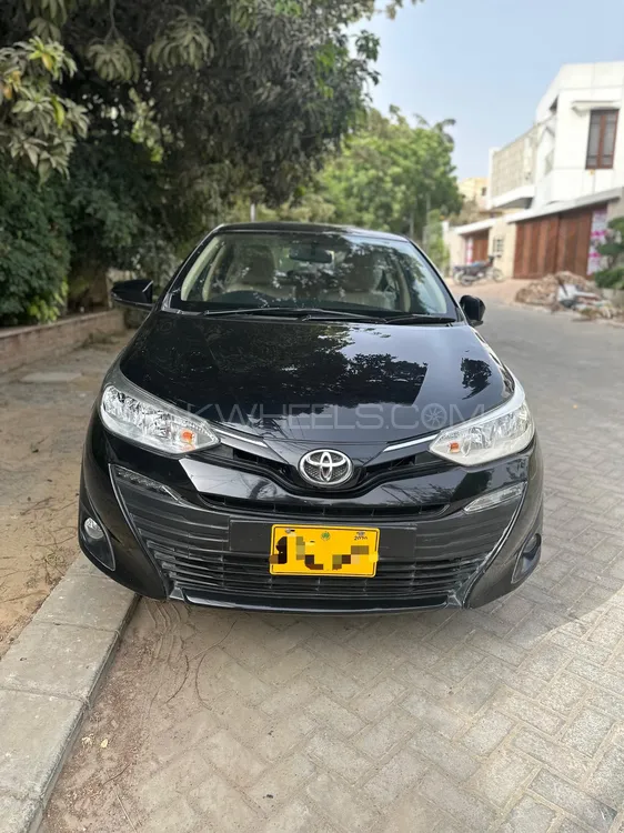 Toyota Yaris Sedan 2020 for Sale in Karachi Image-1
