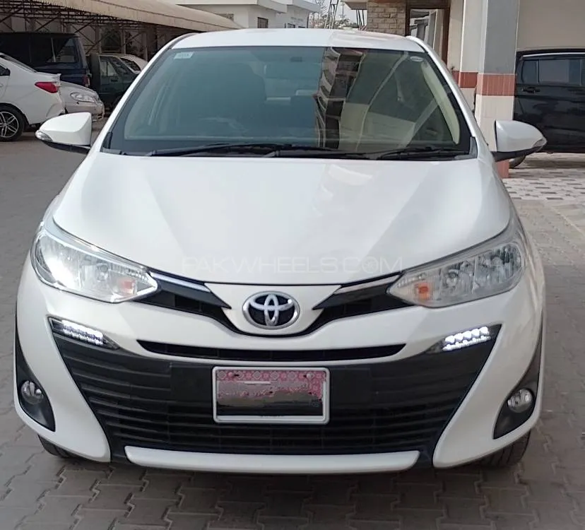 Toyota Yaris Sedan 2022 for Sale in Karachi Image-1