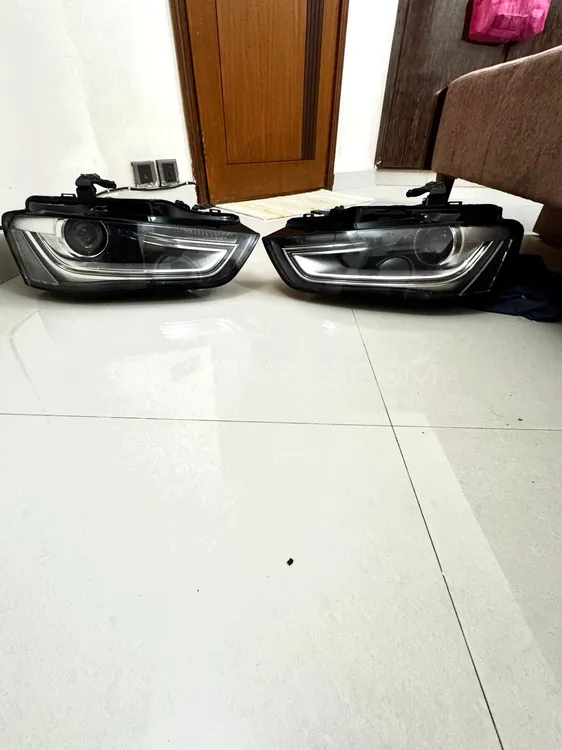 Audi A4 Headlights 2013 - 2016 complete set Image-1
