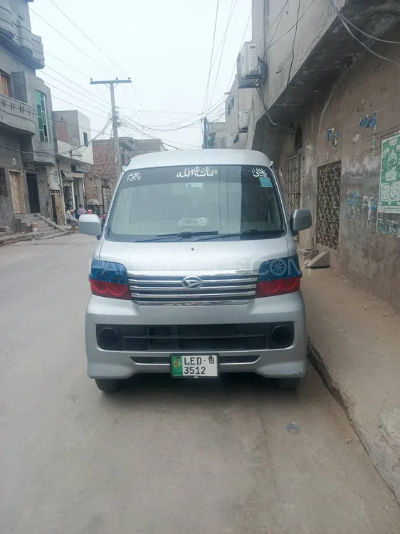 Daihatsu Atrai Wagon 2012 for Sale in Gujranwala Image-1