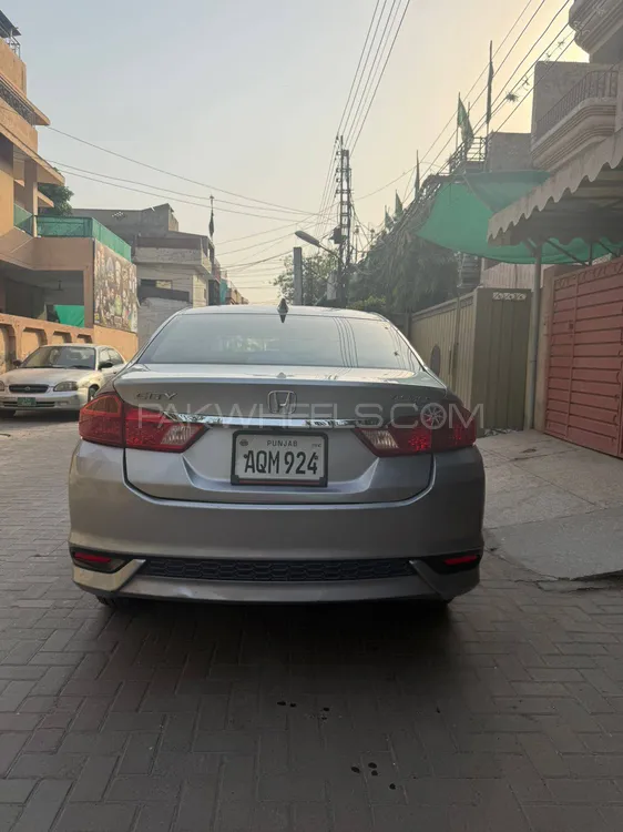 Honda City 2021 for Sale in Lahore Image-1