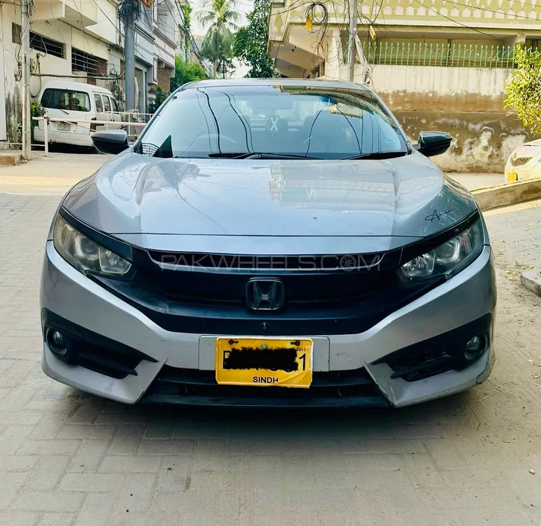 Honda Civic 2017 for Sale in Karachi Image-1