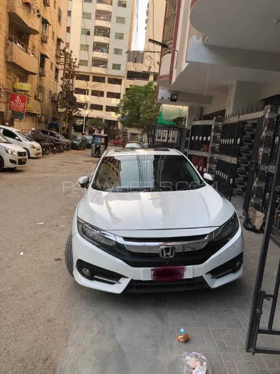 Honda Civic 2020 for Sale in Karachi Image-1