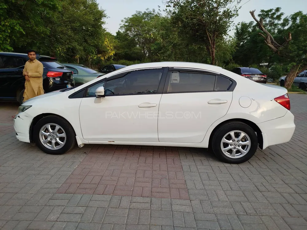 Honda Civic 2013 for Sale in Islamabad Image-1