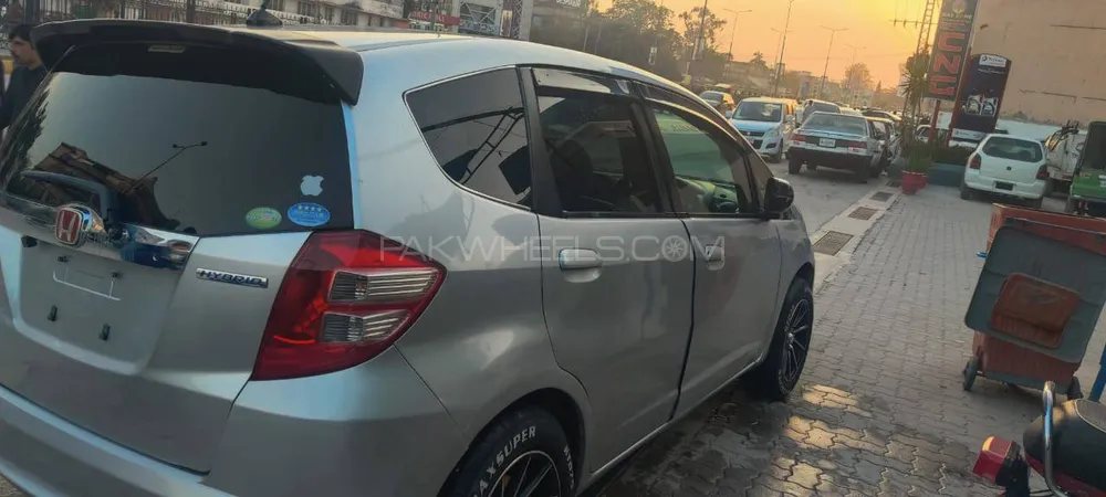 Honda Fit 2011 for Sale in Peshawar Honda Fit 2011 for Sale in Peshawar Image-12