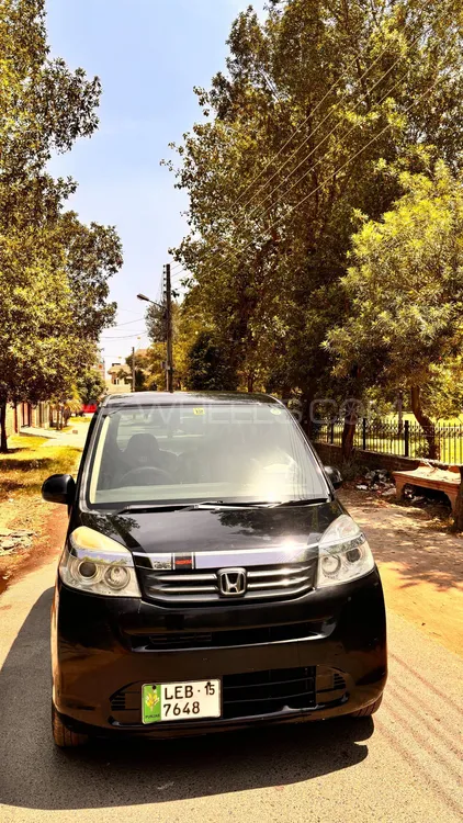 Honda Life 2011 for Sale in Lahore Image-1