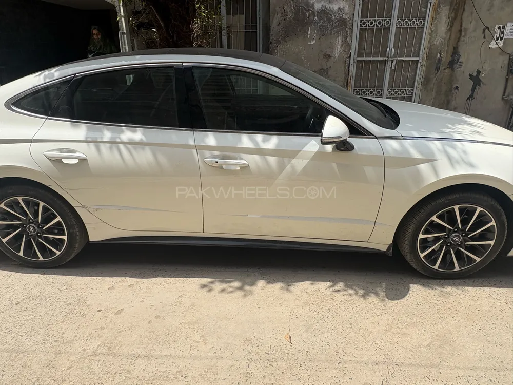 Hyundai Sonata 2021 for Sale in Lahore Image-1