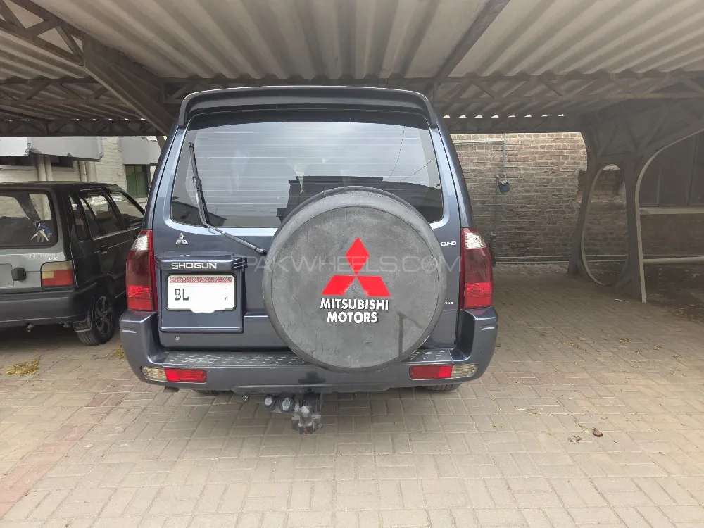 Mitsubishi Pajero 2006 for Sale in Rawalpindi Image-1