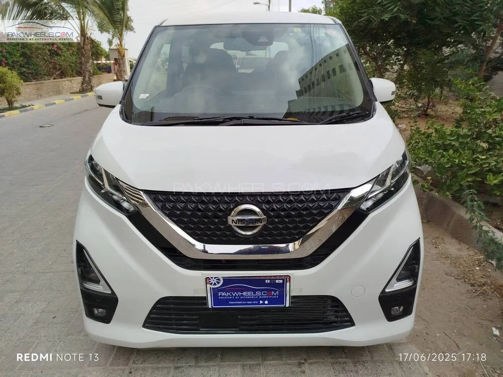 Nissan Dayz 2019 for Sale in Karachi Image-1