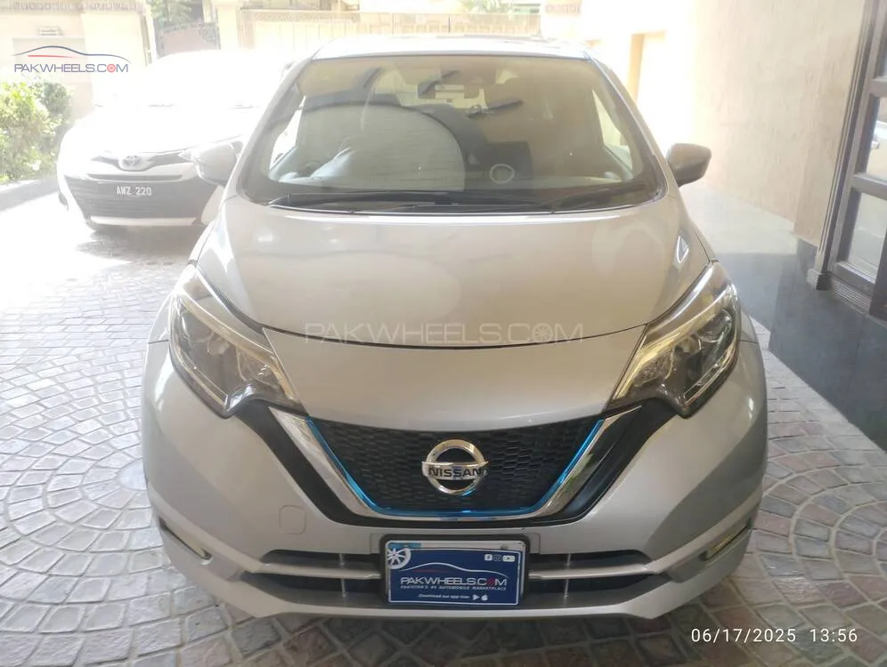 نسان نوٹ 2018 for Sale in پشاور Image-1