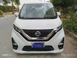 Nissan Dayz Highway Star S hybrid X pro pilot 2019 for Sale