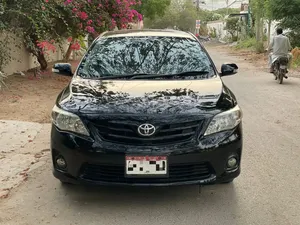 Toyota Corolla Altis SR Cruisetronic 1.6 2013 for Sale