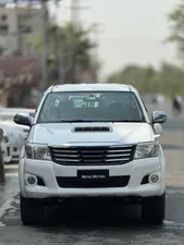 Toyota Hilux D-4D Automatic 2012 for Sale