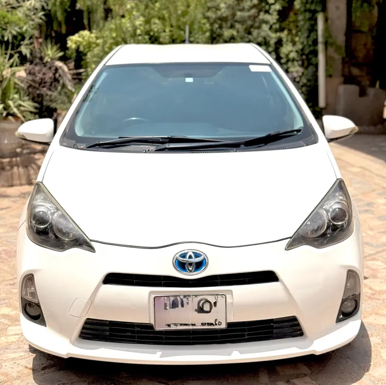 Toyota Aqua 2014 for Sale in Peshawar Image-1