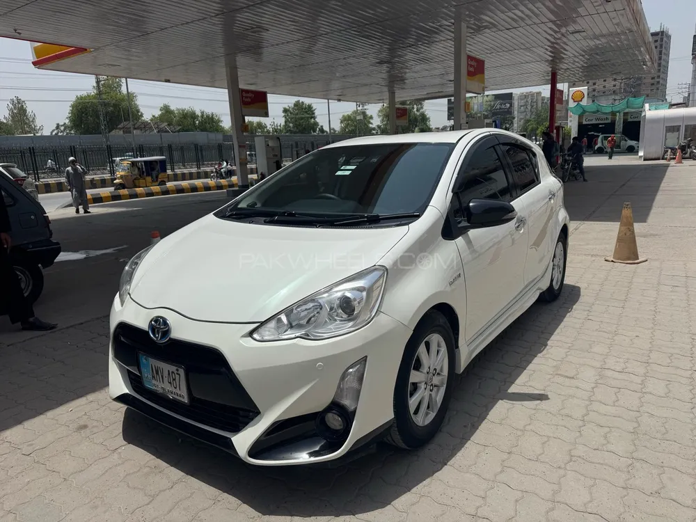 ٹویوٹا اکوا 2017 for Sale in اسلام آباد Image-1