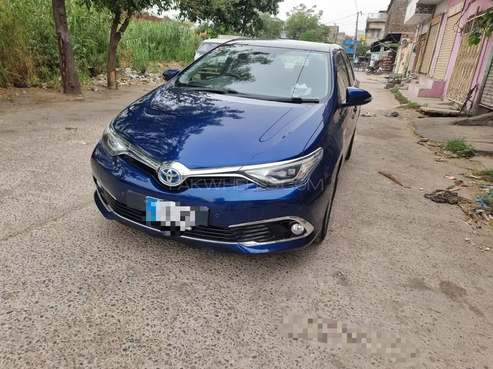 Toyota Auris 2016 for Sale in Lala musa Image-1