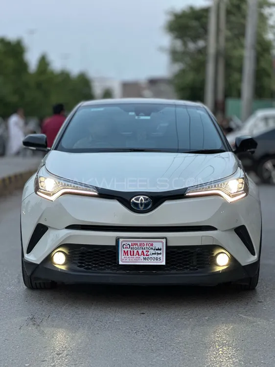 Toyota C-HR 2017 for Sale in Lahore Image-1