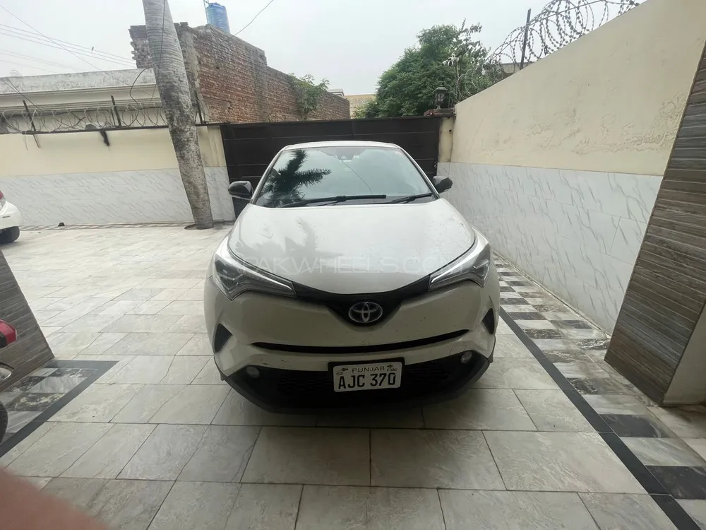 Toyota C-HR 2021 for Sale in Gujranwala Image-1