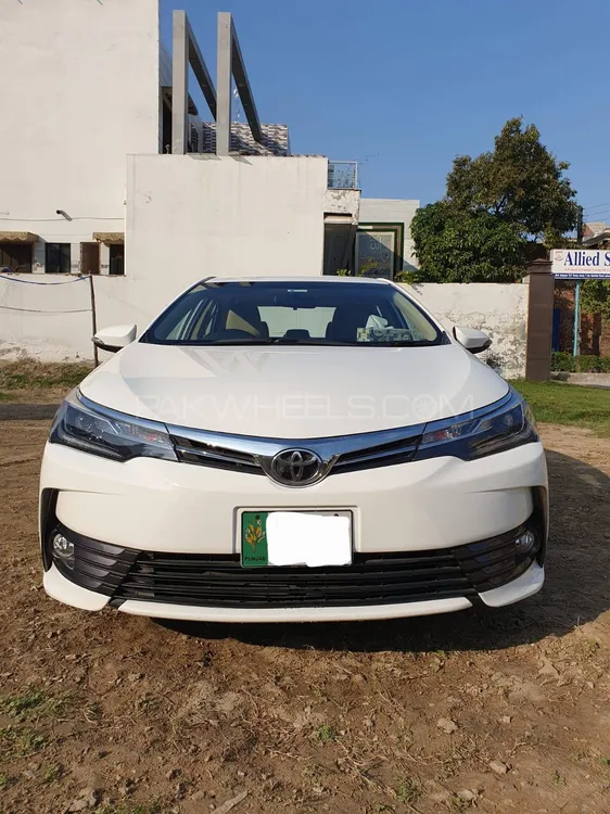 Toyota Corolla 2018 for Sale in Lahore Image-1