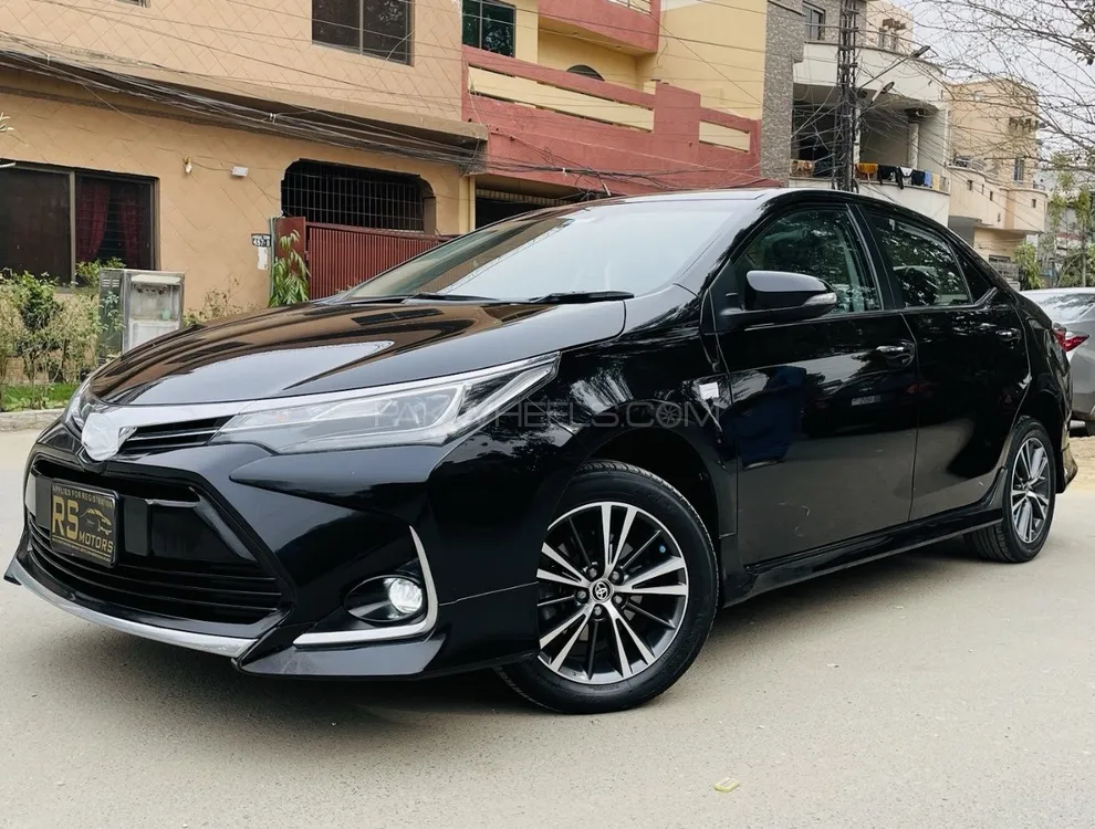Toyota Corolla 2022 for Sale in Lahore Image-1