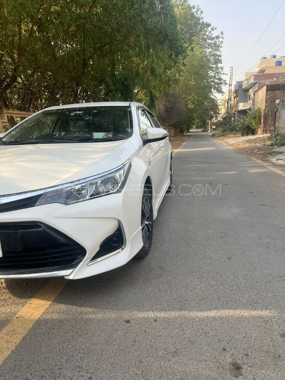Toyota Corolla 2021 for Sale in Lahore Image-1