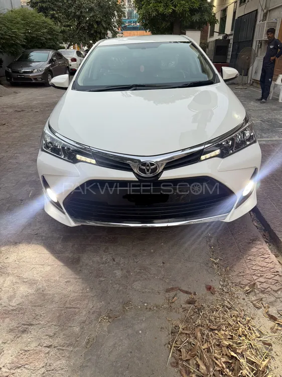 Toyota Corolla 2022 for Sale in Faisalabad Image-1