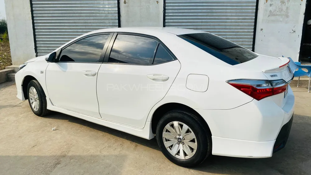 Toyota Corolla 2021 for Sale in Sargodha Image-1