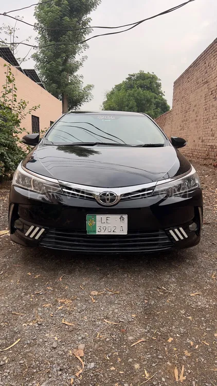 Toyota Corolla 2018 for Sale in Sahiwal Image-1