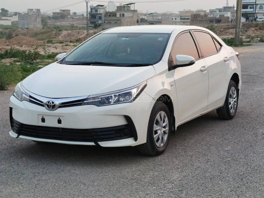 Toyota Corolla 2018 for Sale in Wah cantt Image-1