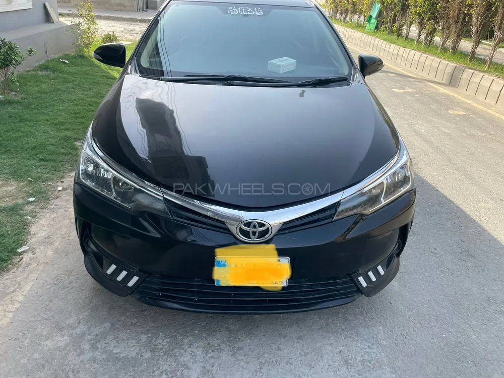 Toyota Corolla 2019 for Sale in Faisalabad Image-1