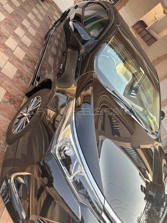 Toyota Corolla 2019 for Sale in Lahore Image-1