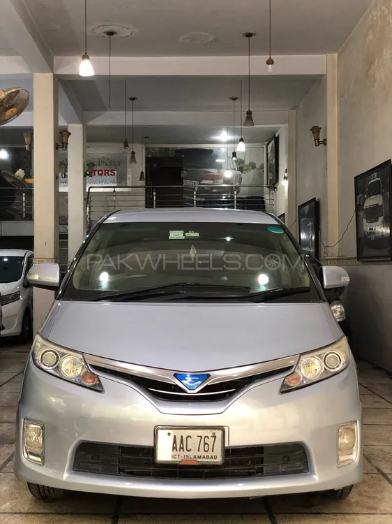 ٹویوٹا ایسٹیما 2010 for Sale in لاہور Image-1