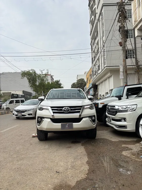 Toyota Fortuner 2017 for Sale in Karachi Image-1