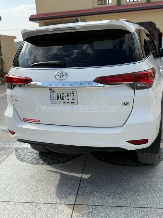 Toyota Fortuner 2021 for Sale in Attock Image-1