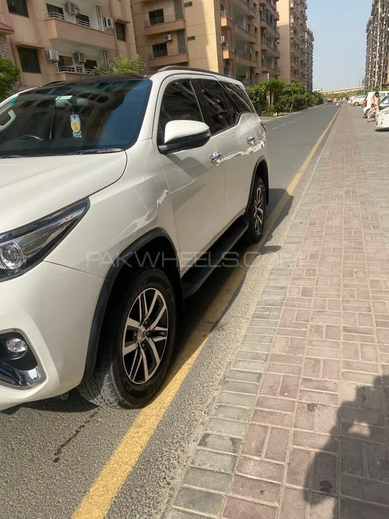 Toyota Fortuner 2021 for Sale in Lahore Image-1