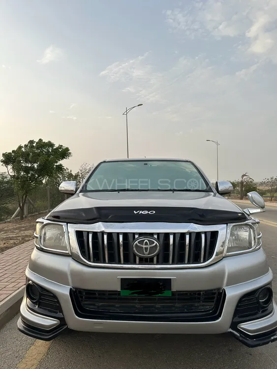 Toyota Hilux 2012 for Sale in Karachi Image-1
