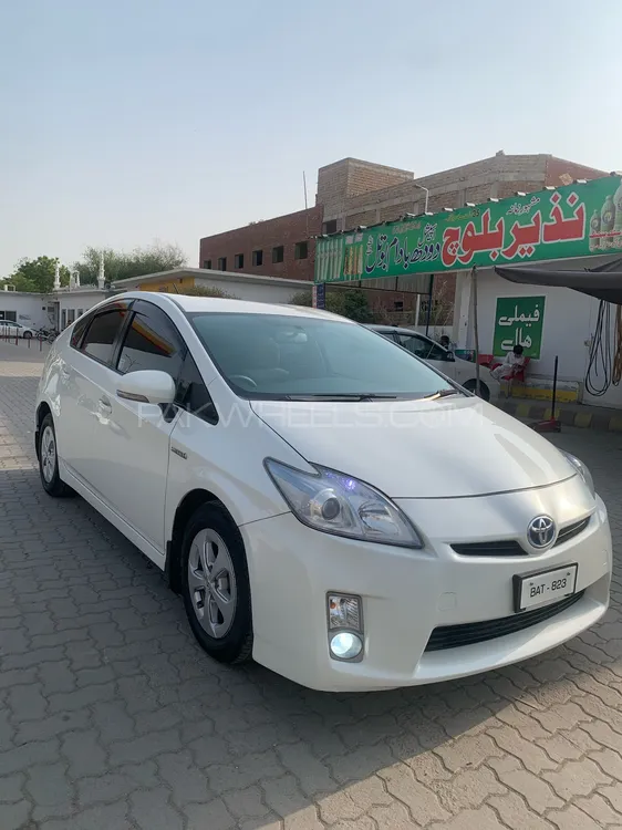 Toyota Prius 2009 for Sale in D.G.Khan Image-1