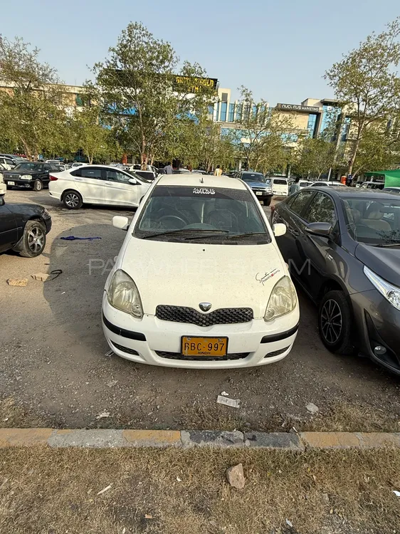 Toyota Vitz 2002 for Sale in Islamabad Image-1