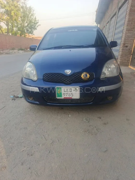 Toyota Vitz 2003 for Sale in Peshawar Image-1