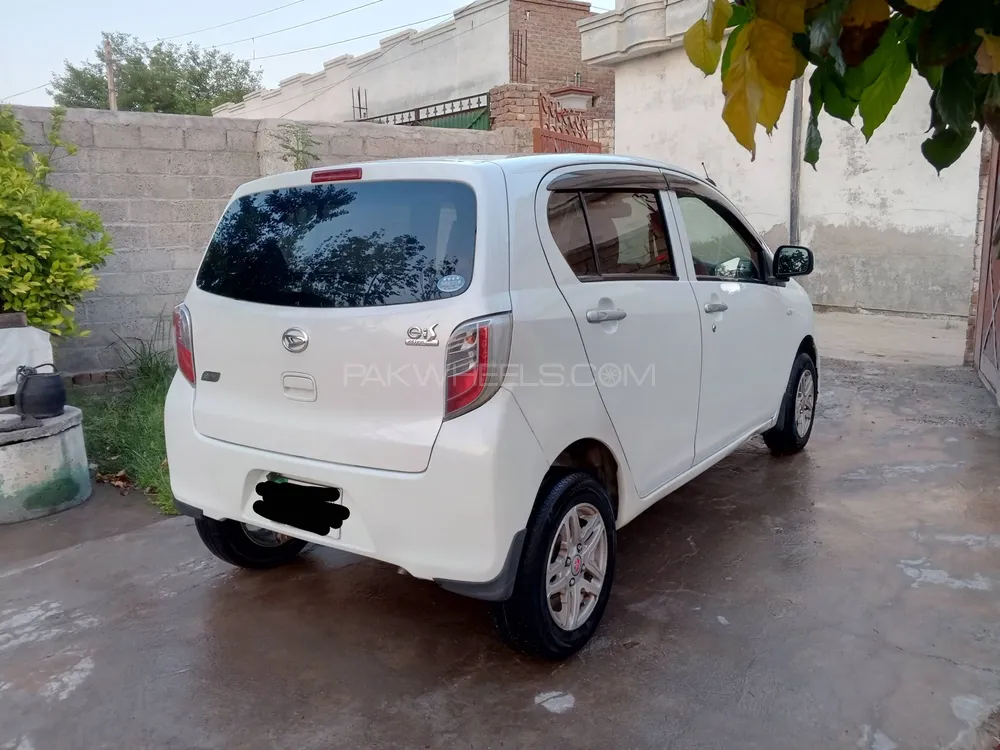 Daihatsu Mira 2011 for Sale in Peshawar Image-1