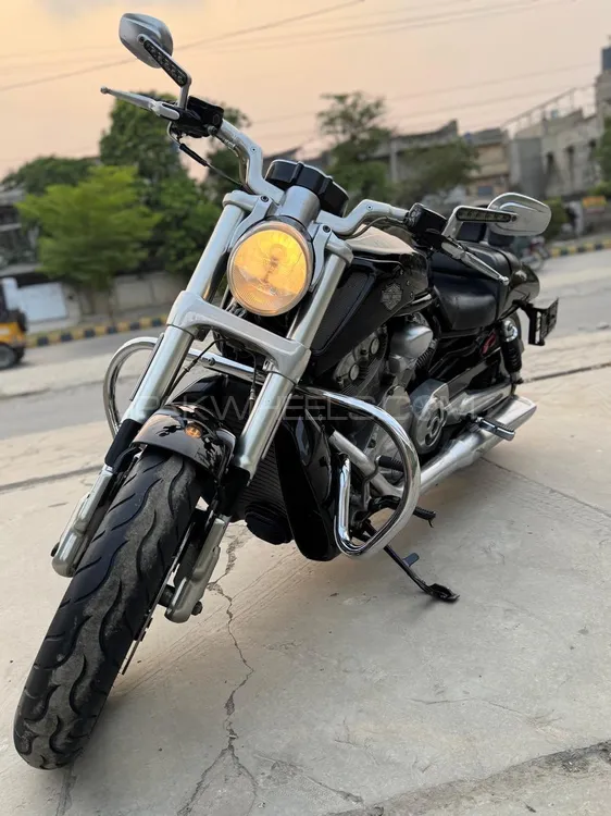 Harley Davidson V-Rod Muscle 2013 for Sale Image-1