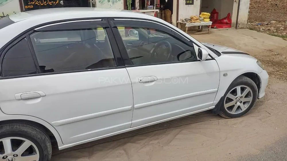 Honda Civic 2005 for Sale in Lahore Image-1