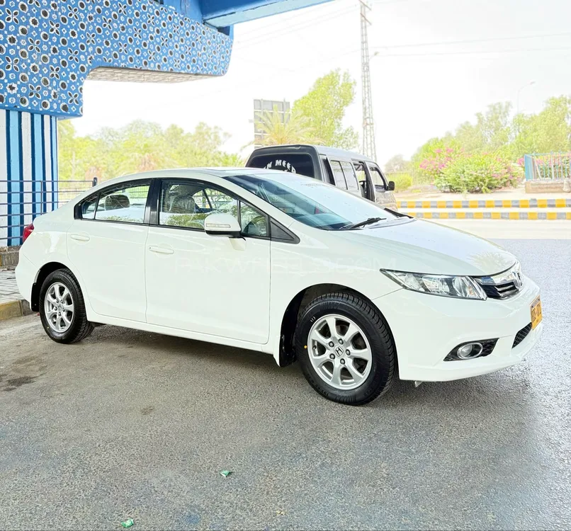 Honda Civic 2015 for Sale in Hyderabad Image-1