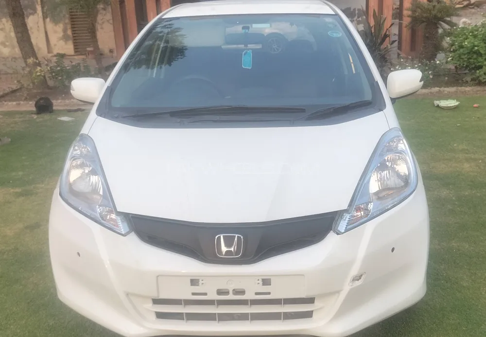 Honda Fit 2012 for Sale in Lahore Image-1